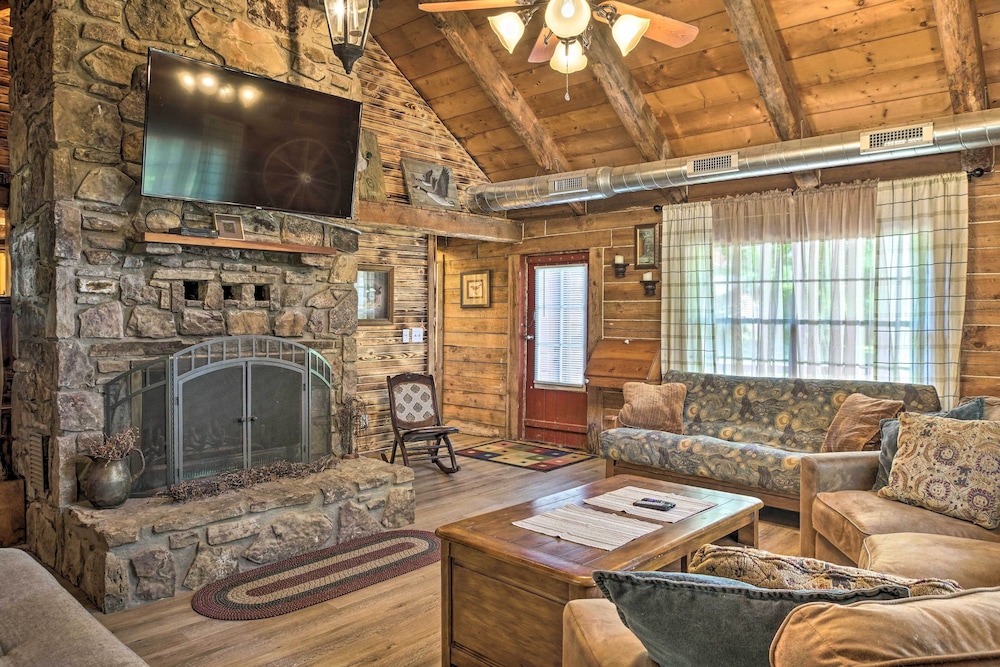 House (2 Bedrooms) photo 1