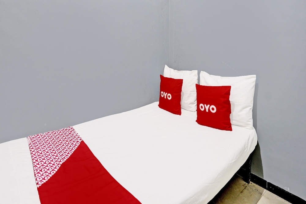 Standard Double Room - Photo 8