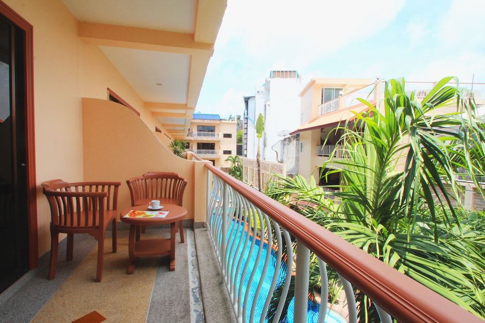Superior Double or Twin Room - Photo 12