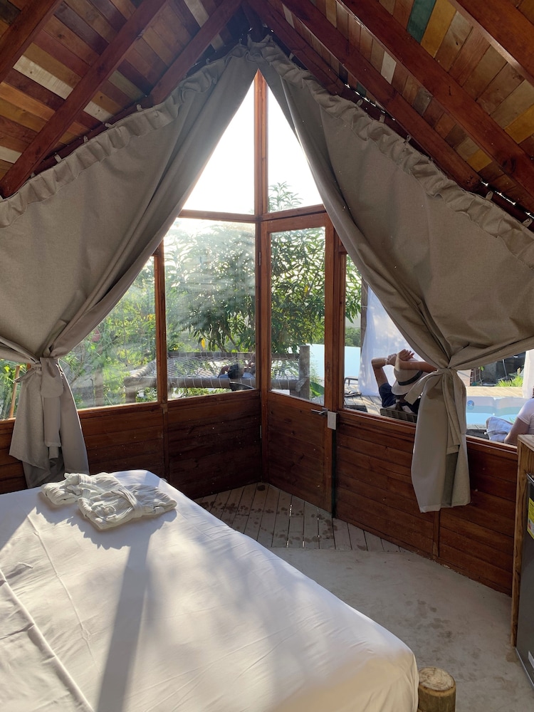 Romantic Chalet, City View photo 3
