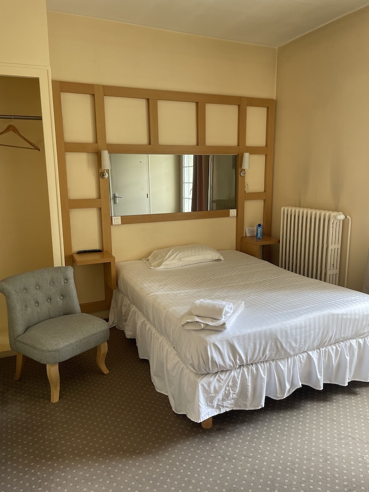 Standard Room photo 1