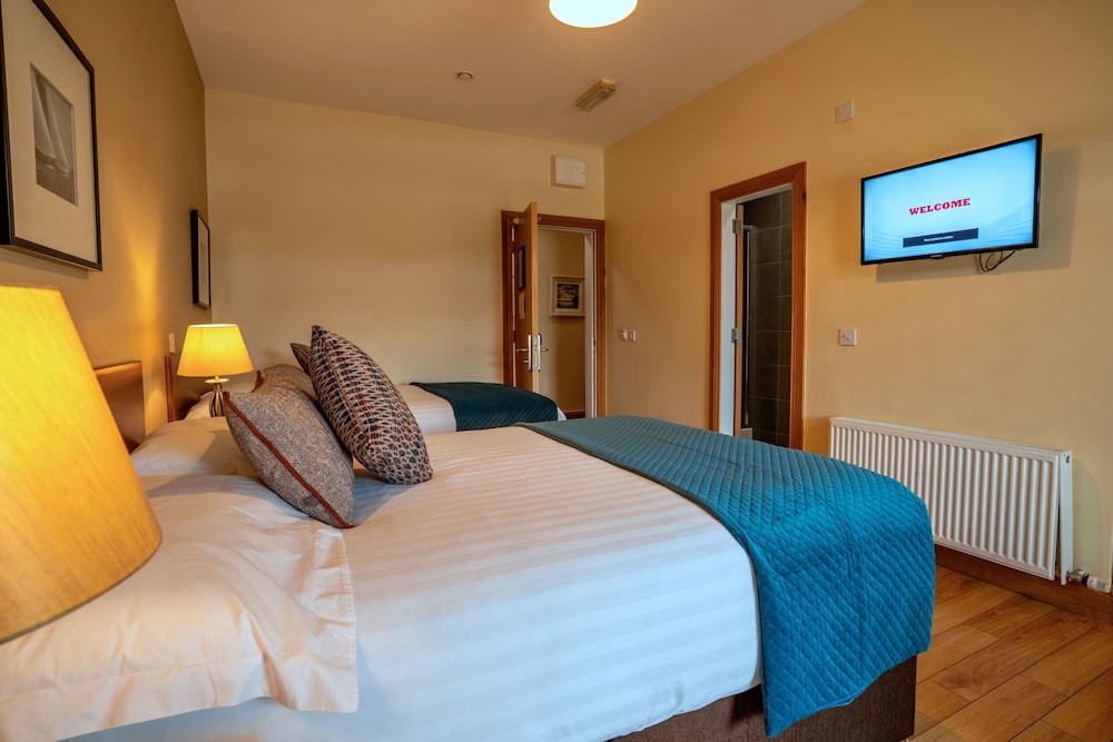 Superior Twin Room photo 2