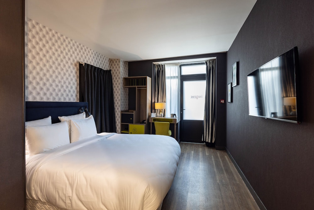 Standard Double Room, Accessible, Ground Floor photo 3