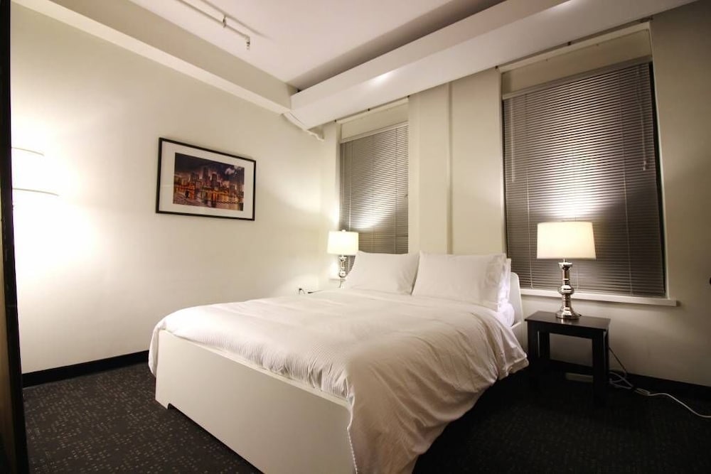 1 Queen Bed with Sofa Bed (6th Floor - Elevator stops on 5th then stairs up) - Photo 1