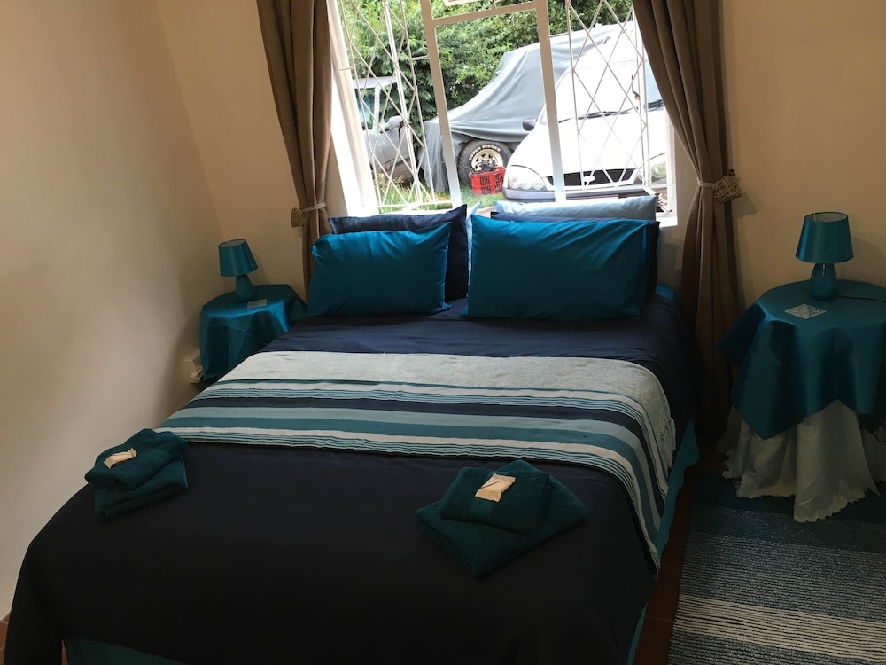 Oakleigh Self Catering Cottage photo 1