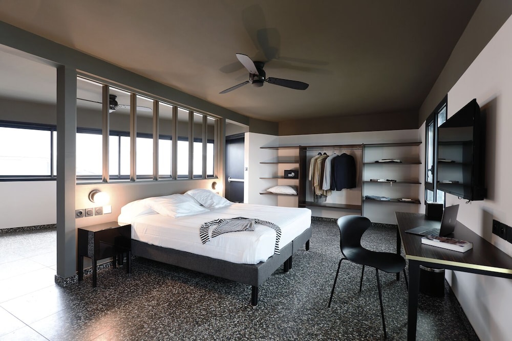 Senior Quadruple Room