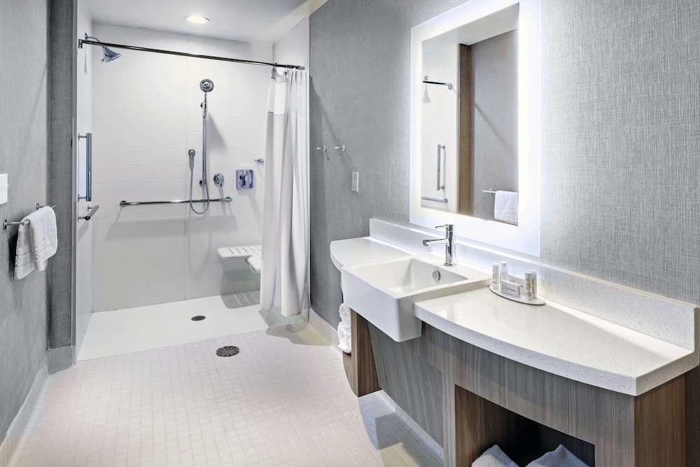 SpringHill Suites by Marriott Tulsa at Tulsa Hills, Photo 3