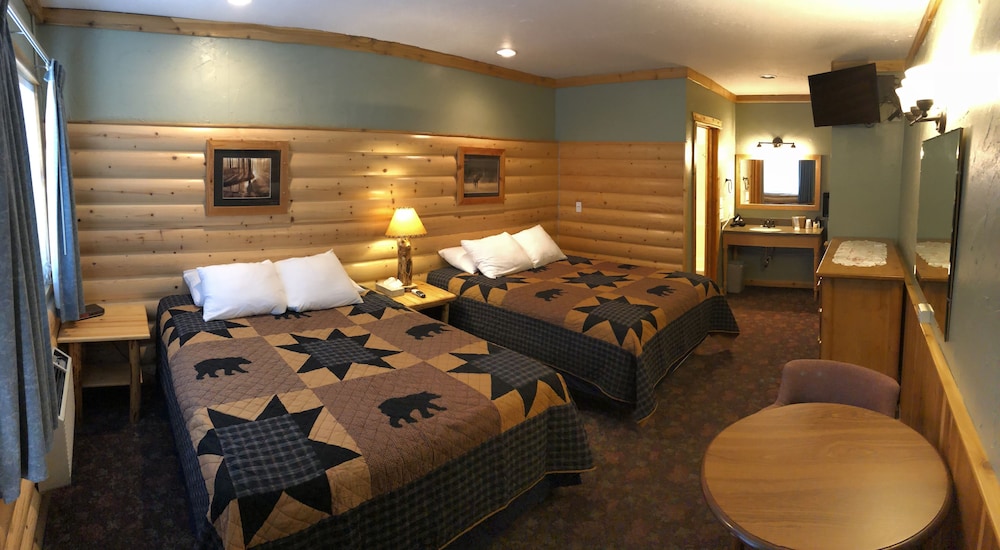 Motel, Mammoth Hot Springs (114) - (2) Queen, Private Bath, Tub/Shower, TV, MW, F, No Roll-away photo 1