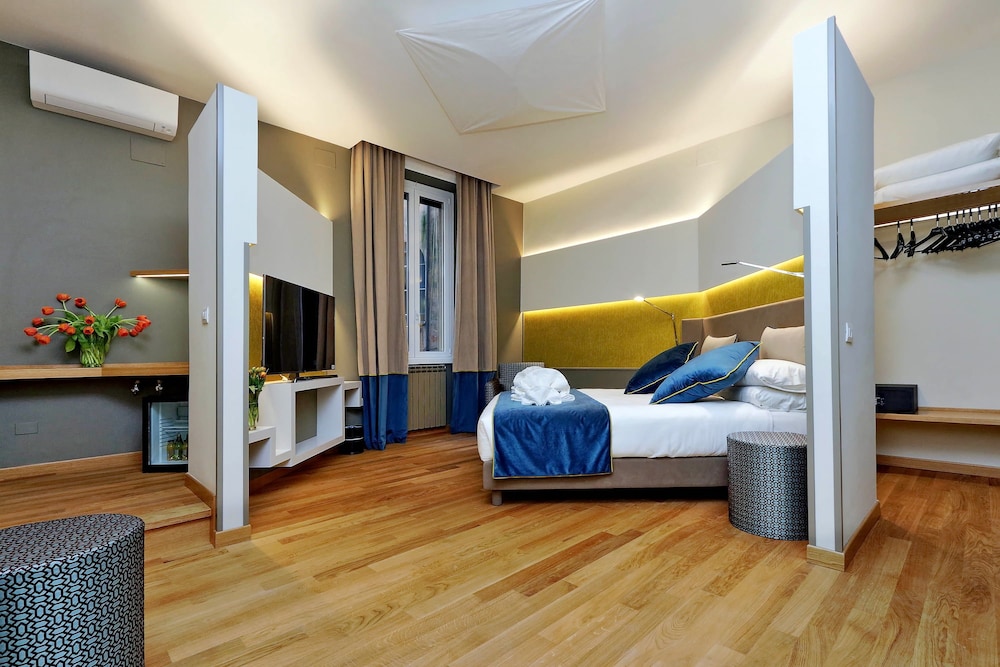 Design Suite, 1 King Bed photo 2