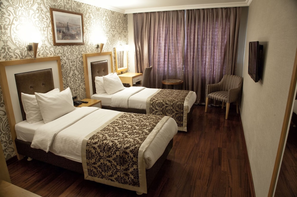 Standard Room, 1 Double or 2 Twin Beds photo 1