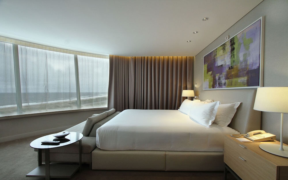 Superior Room, Sea View (Lower Floors) photo 3