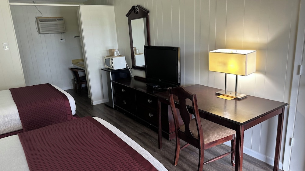 Deluxe Double Room, 2 Double Beds photo 2