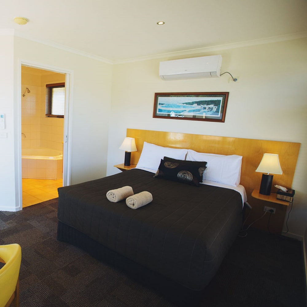 Premier Suite - Ocean View (Eagles Nest Room) photo 2