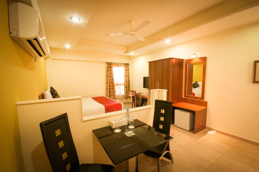 Business Studio Suite, 1 Bedroom, Kitchen photo 3
