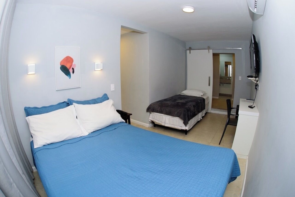 Standard Triple Room, Multiple Beds photo 2