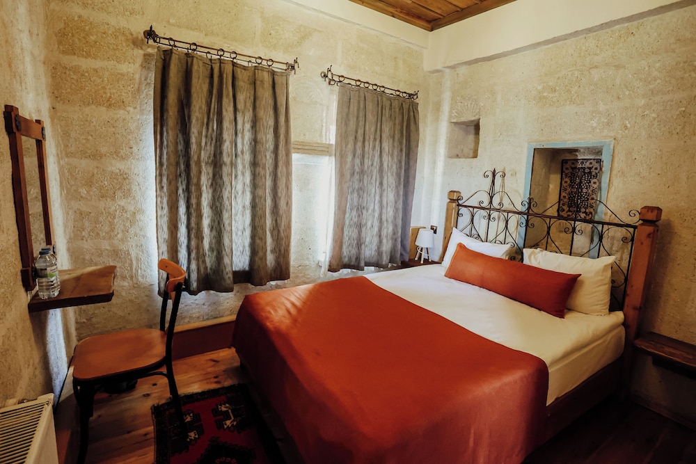 Double or Twin Room, City View photo 1