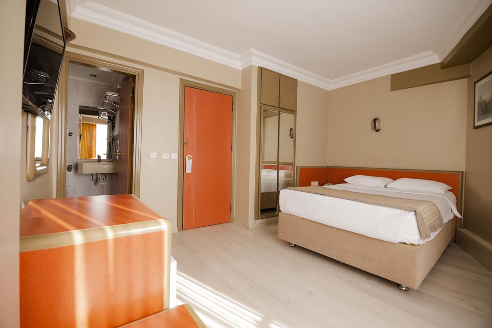Family Suite photo 3