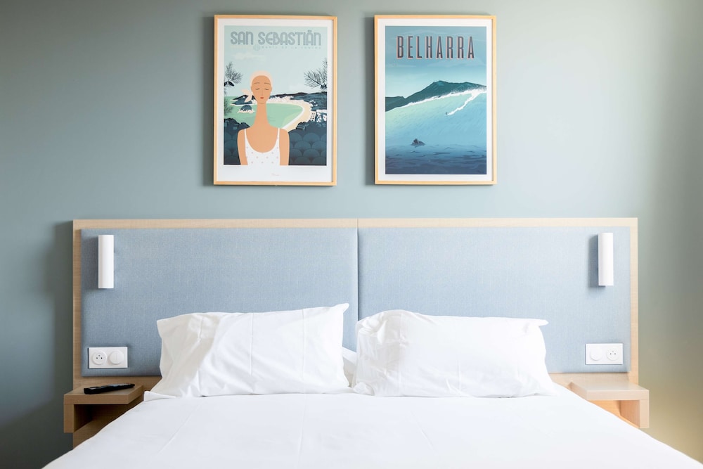Standard Room, 1 Double Bed - Photo 16