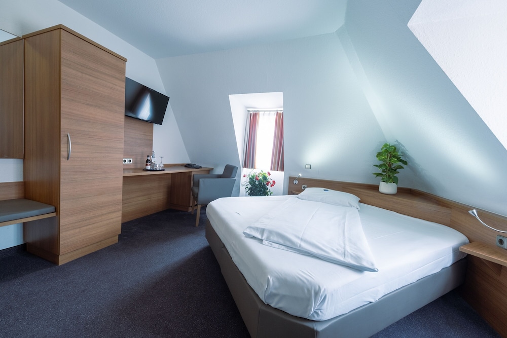 Comfort Single Room