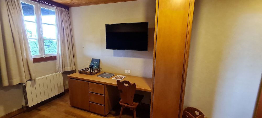 Partial Forest View Apartment - Photo 7