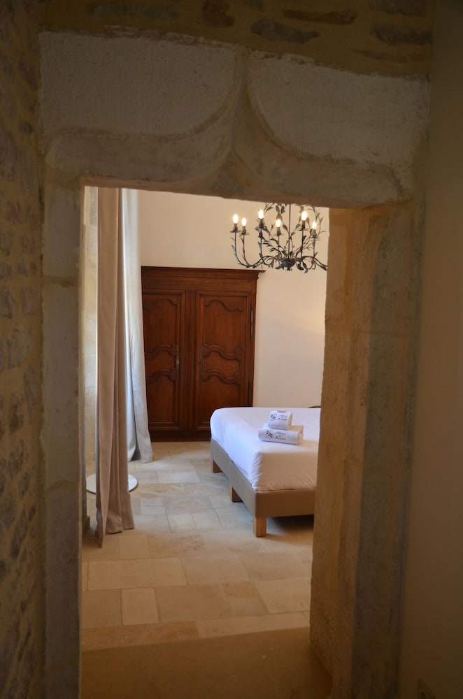 Basic Suite - Photo 6