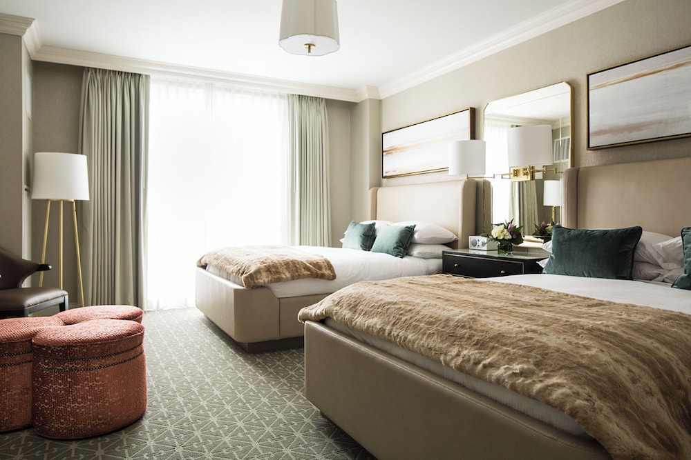 Deluxe Room, 2 Queen Beds (Deluxe Double-2 Queen Beds)