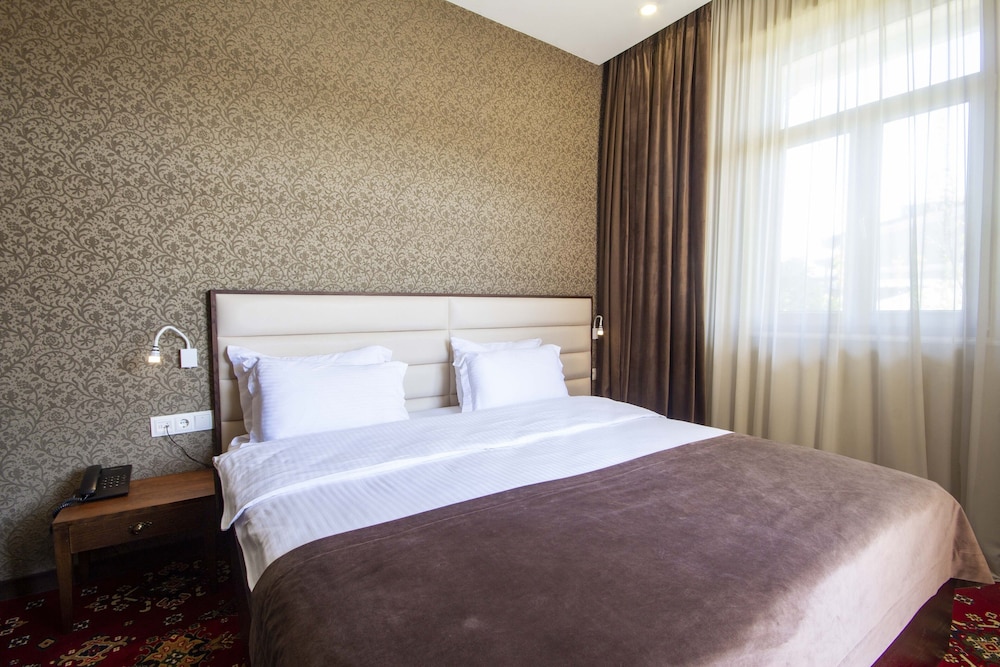 Comfort Double or Twin Room, City View photo 3