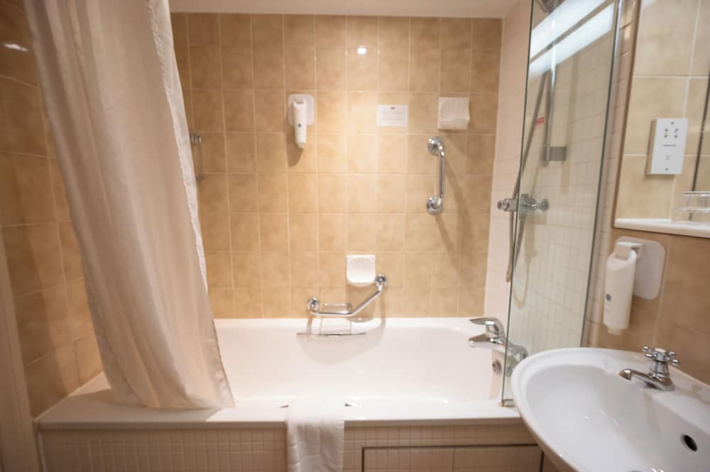 Twin Room - Photo 7