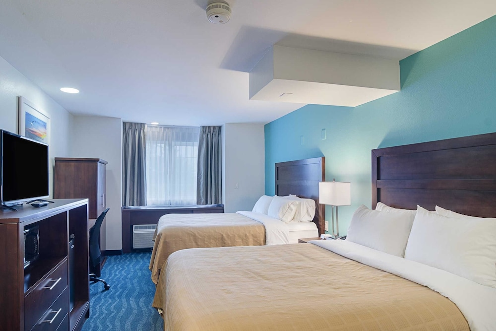 Standard Room, 2 Queen Beds, Non Smoking photo 1
