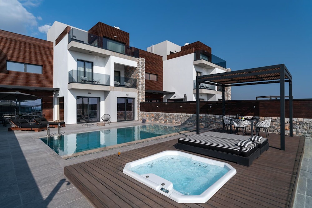 Deluxe Villa, Ocean View photo 3