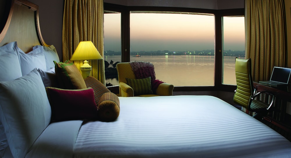 Executive Suite, 1 Bedroom, Lake View - Photo 10