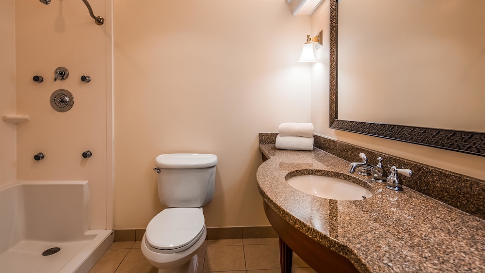 Standard Room, 1 Double Bed, Accessible, Non Smoking (Walk-in Shower) - Photo 5