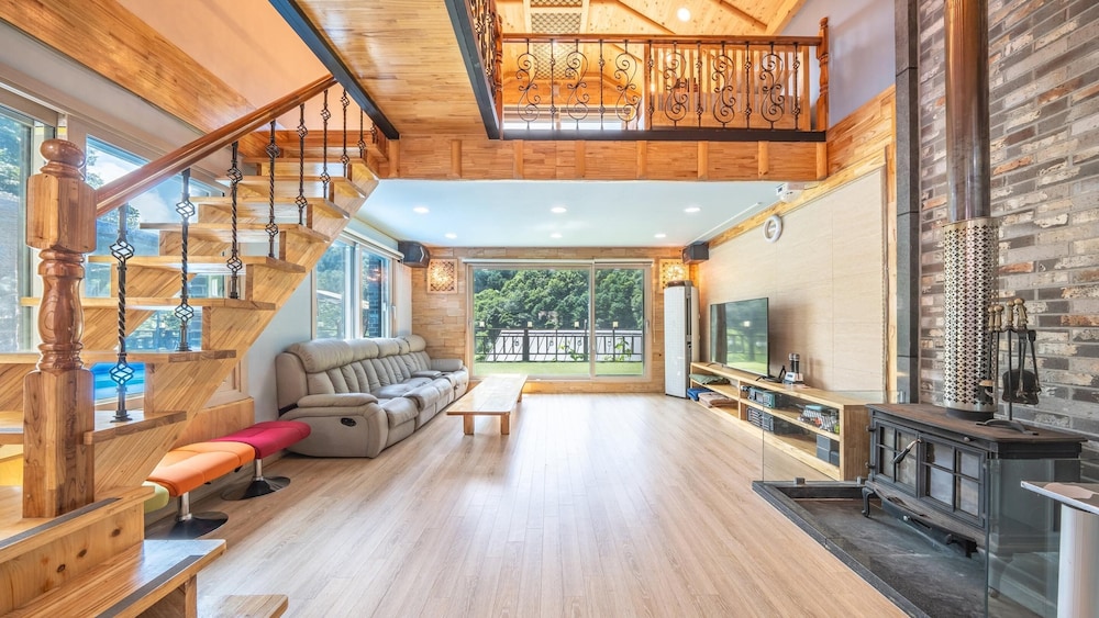 Basic Room, 1 Bedroom (dokchae)