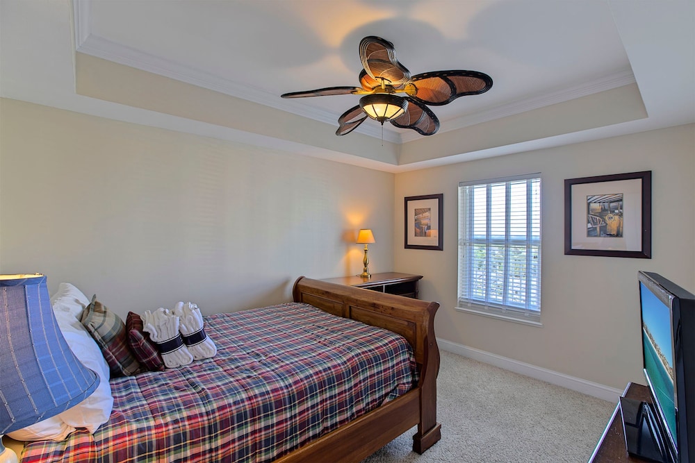 Condo, 3 Bedrooms photo 1