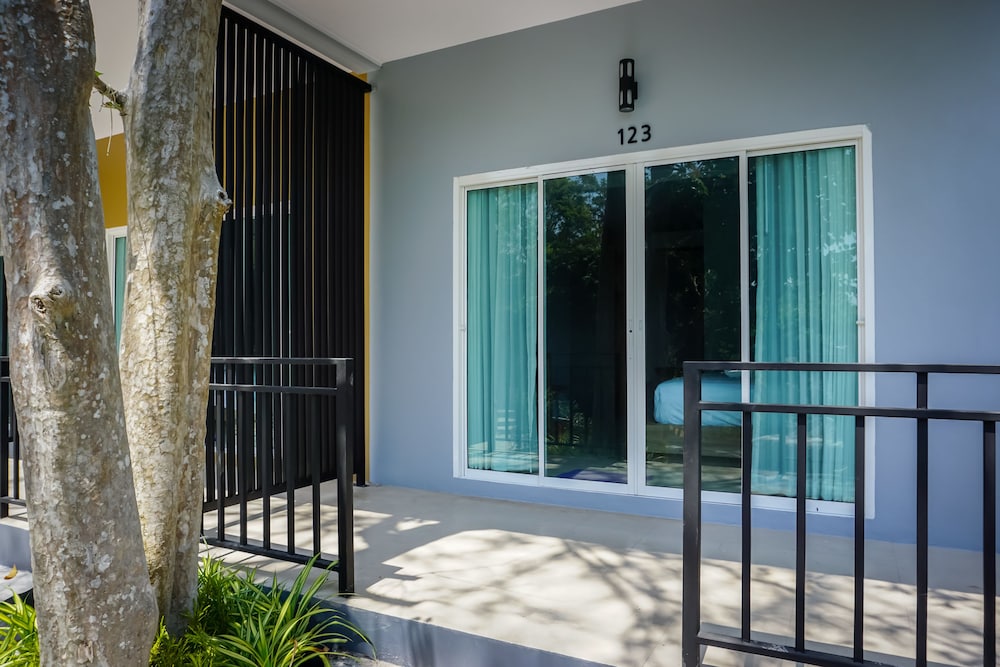 Double Room Mountain view (stair access only) photo 3