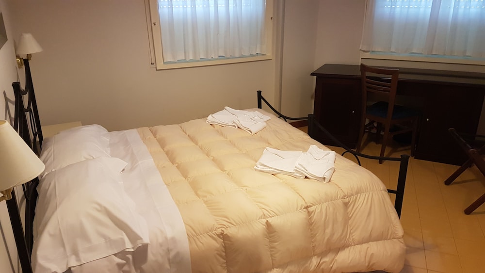 Standard Room - Photo 3