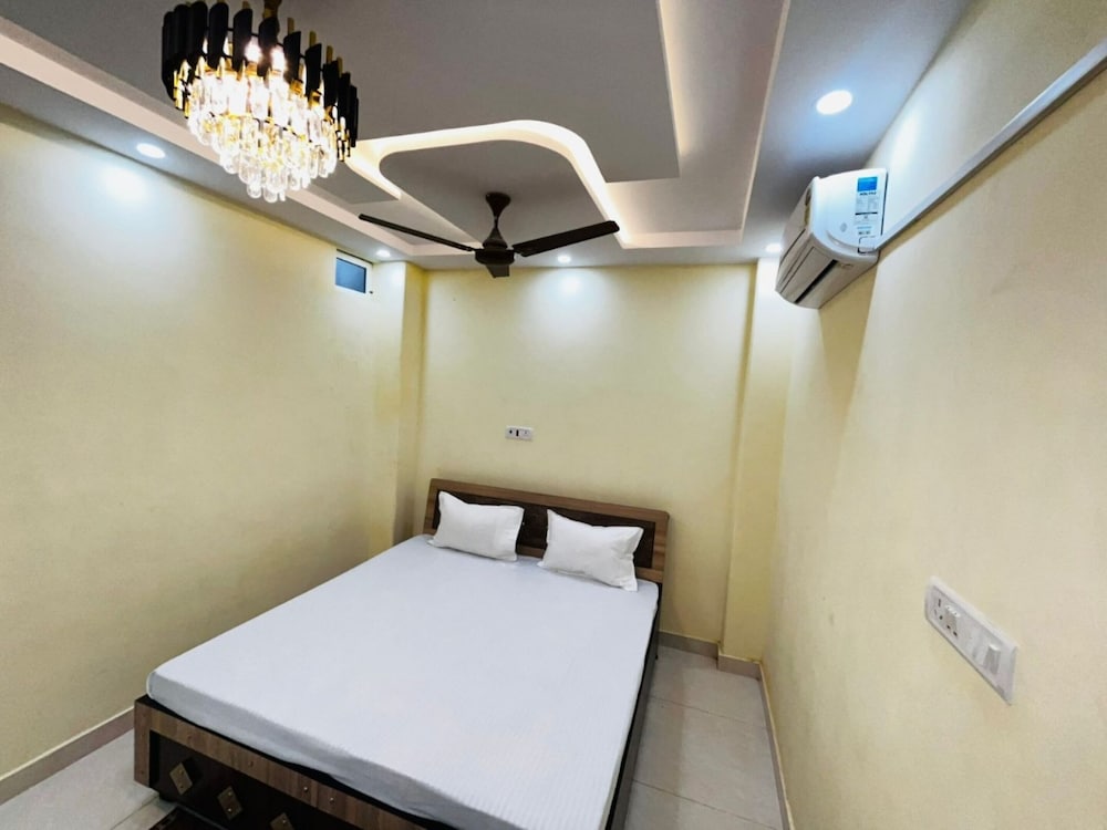 Deluxe Double Room, City View