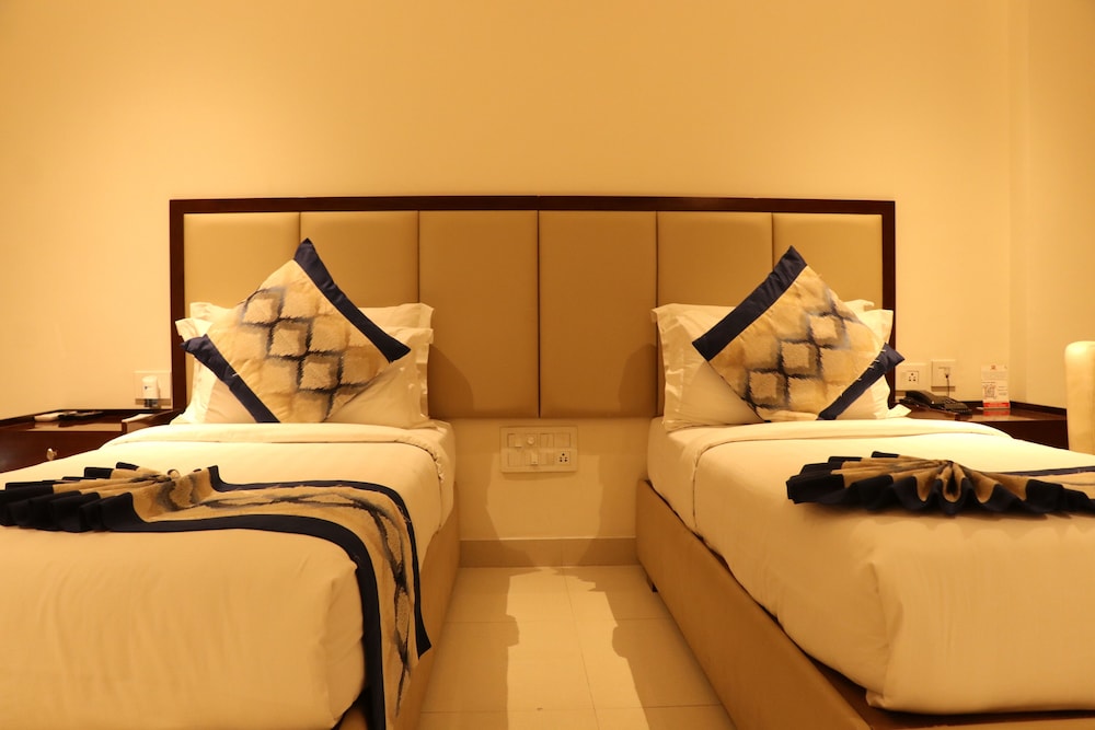 Deluxe Room - Photo 3