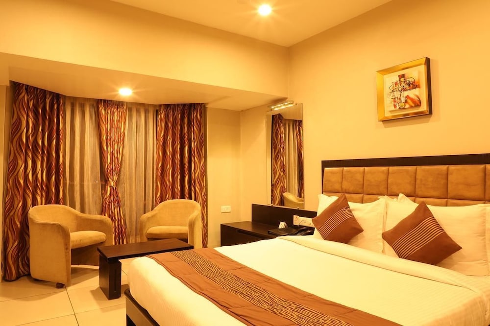 Deluxe Room, Lake View photo 1