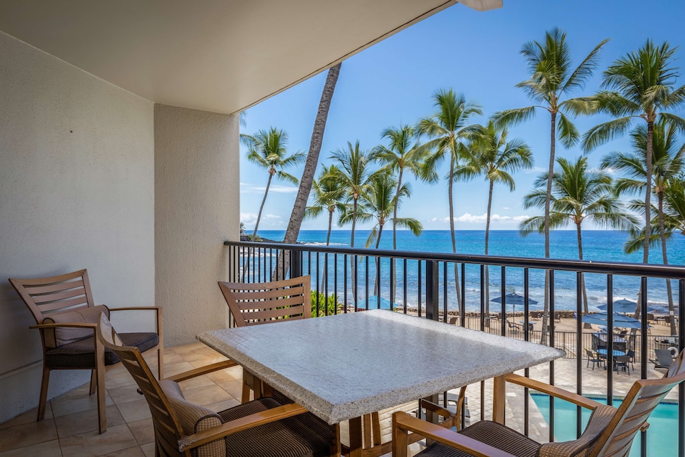 Suite, 1 Bedroom, Oceanfront (2 Bathrooms) thumbnail 6