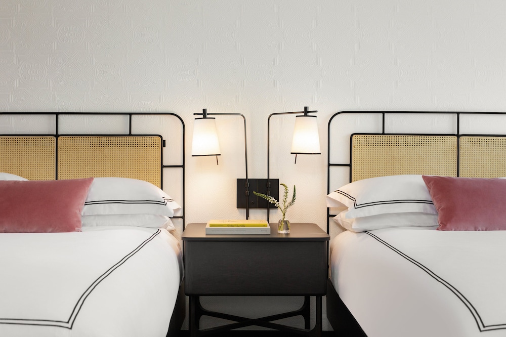 Room, 2 Queen Beds, Accessible (Communications) photo 3