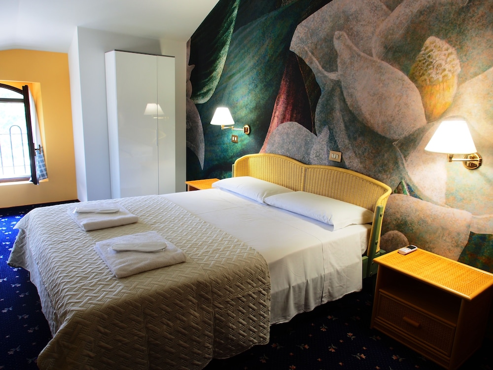 Junior Suite, Garden View photo 2