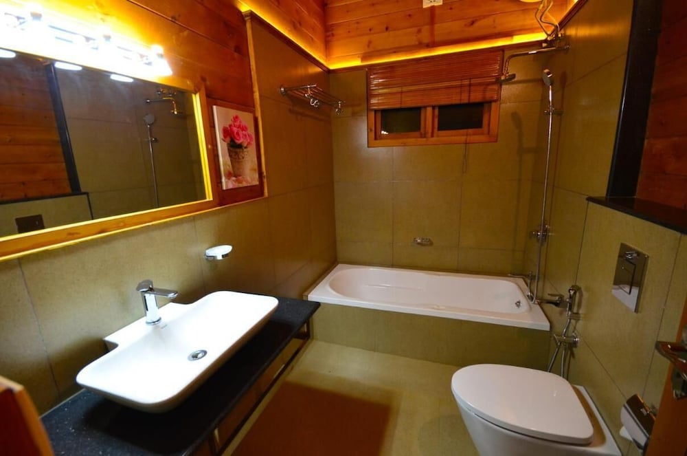Room, 1 Bedroom, Private Pool, Garden View photo 1