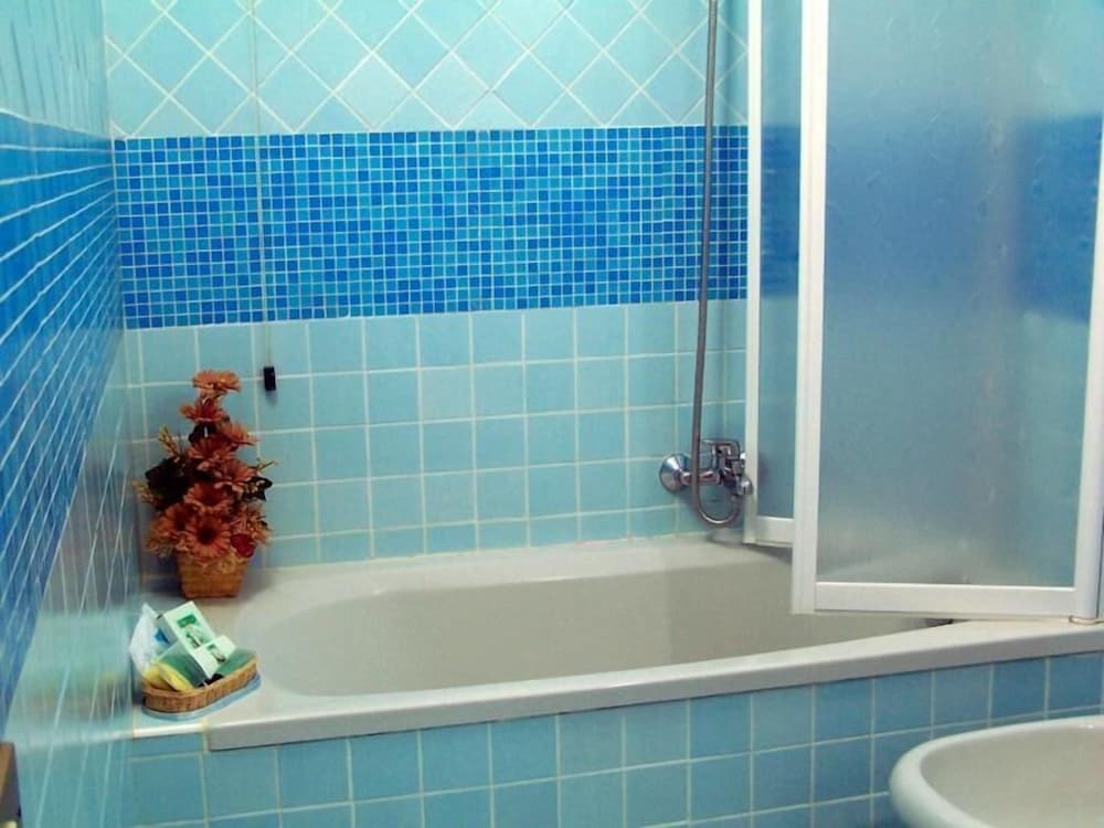 Triple Room - Photo 3