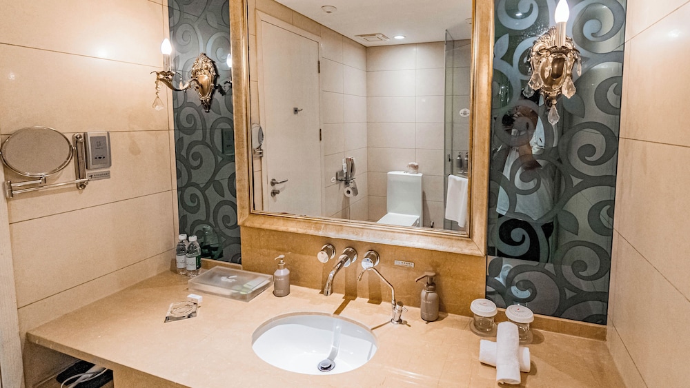Deluxe Double Room photo 3
