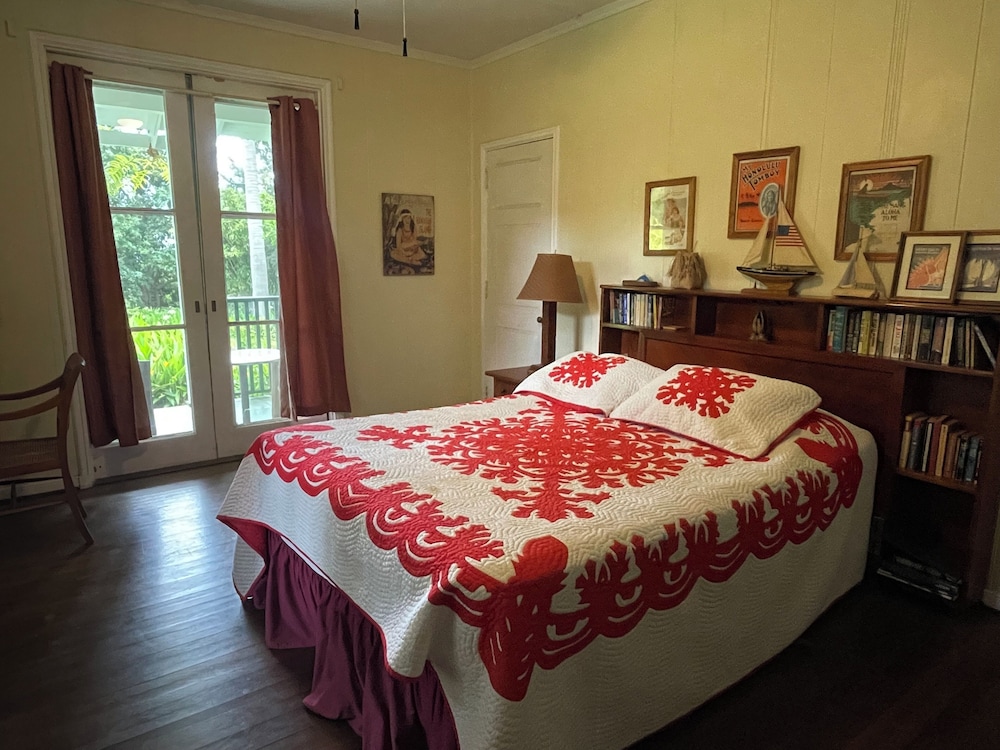 Traditional Villa, Multiple Bedrooms, Lanai, Garden Area photo 1