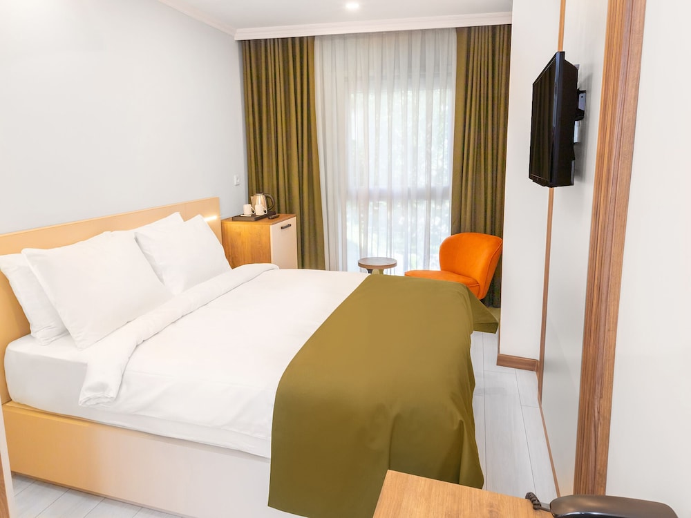 Standard Room, City View photo 1
