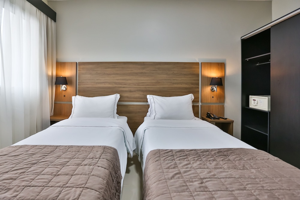 Room, 2 Twin Beds, Non Smoking - Photo 8
