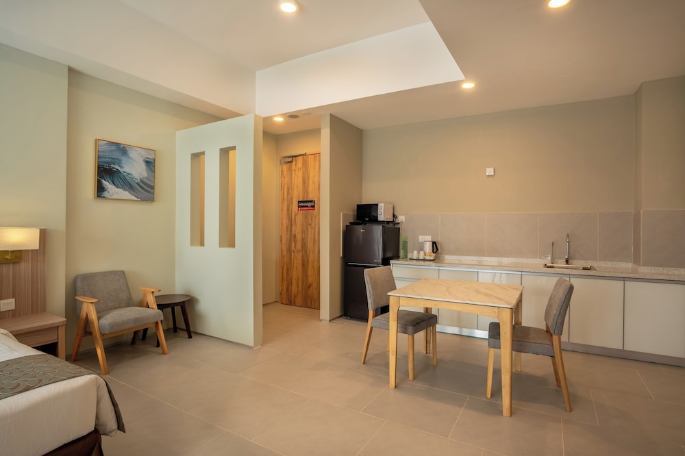 Studio Suite Twin photo 2