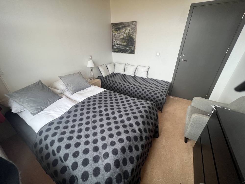 Double or Twin Room, Shared Bathroom photo 3